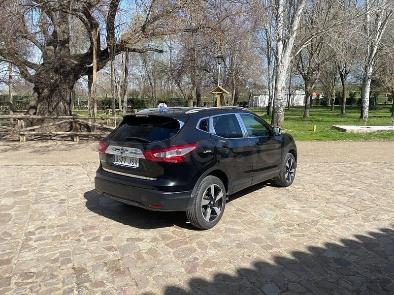 Usado Nissan Qashqai N-Connecta 130 CV (95 kW) 2016 Negro SUV