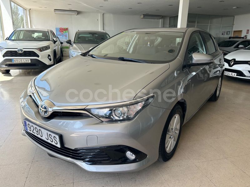 Beige Usado 2016 Toyota Auris Hybrid Active Berlina | 10.900 € (Precio justo) - Imagen 1/4