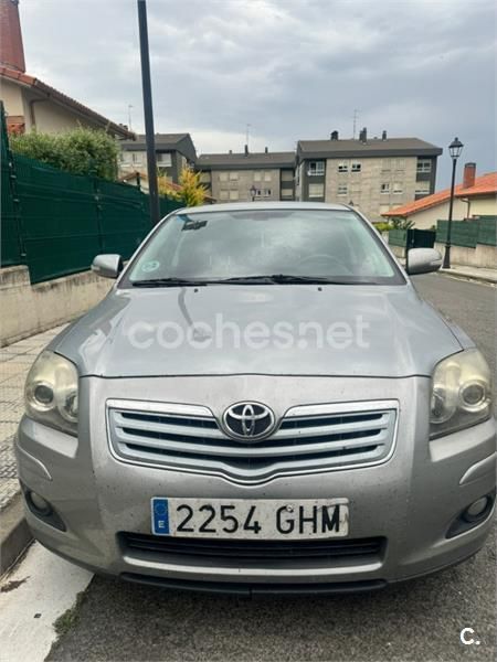 Gris / plata Usado 2008 Toyota Avensis Sol Berlina | 4200 € (Buen precio) - Imagen 1/4