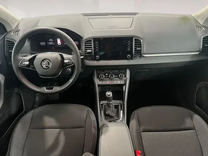 Nuevo Skoda Karoq 150 CV (110 kW) 2025 Gris SUV