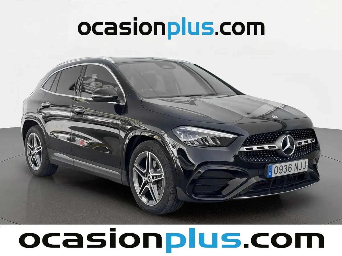 Usado Mercedes GLA200 AMG 163 CV (119 kW) 2025 Negro SUV