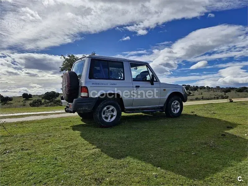 Usado Galloper Exceed 105 CV (77 kW) 2000 Gris / plata SUV