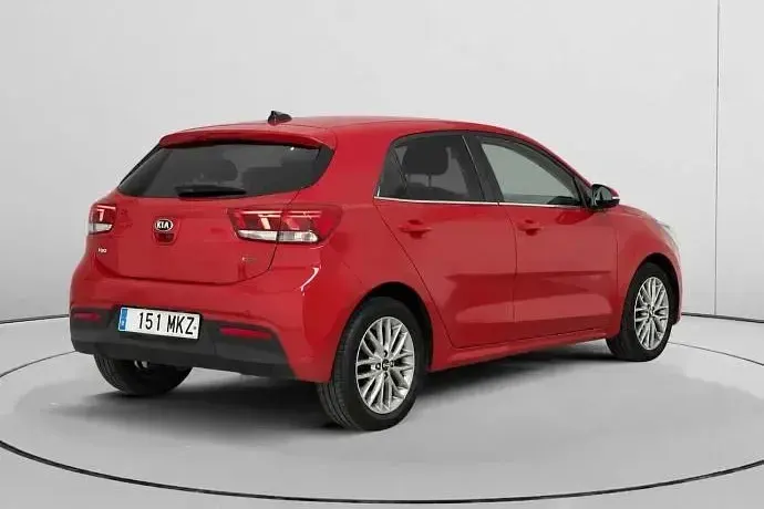 Usado Kia Rio 100 CV (73 kW) 2017