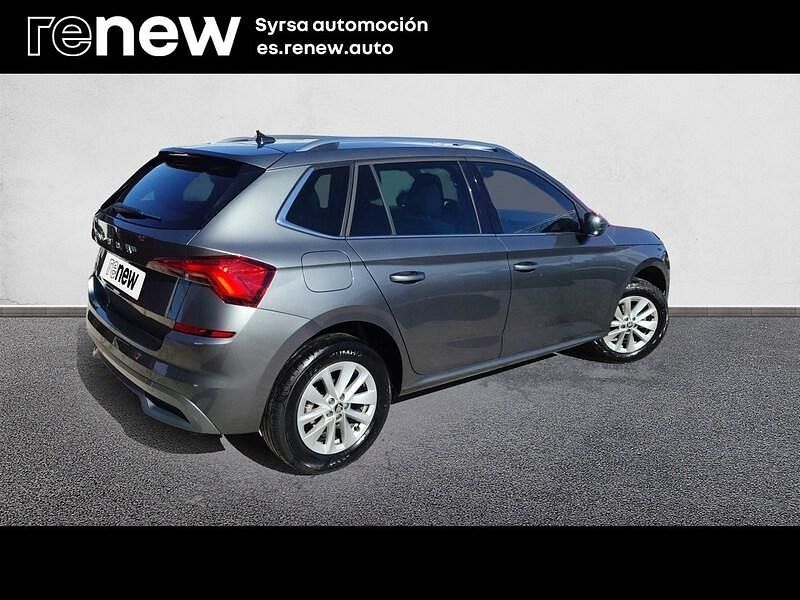 Usado Skoda Kamiq Selection 115 CV (84 kW) 2023 Blanco SUV