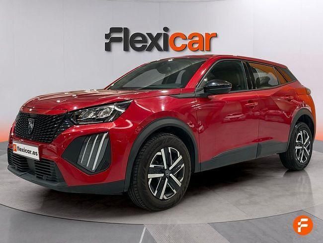 Usado Peugeot 2008 Active 100 CV (73 kW) 2023 Rojo SUV