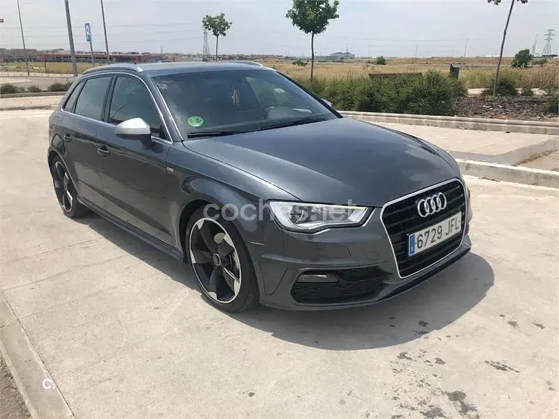 Usado Audi A3 S-Line 184 CV (135 kW) 2015 Gris / plata Berlina
