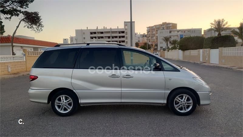 Gris / plata Usado 2005 Toyota Previa Luna Monovolumen | 7400 € - Imagen 1/4
