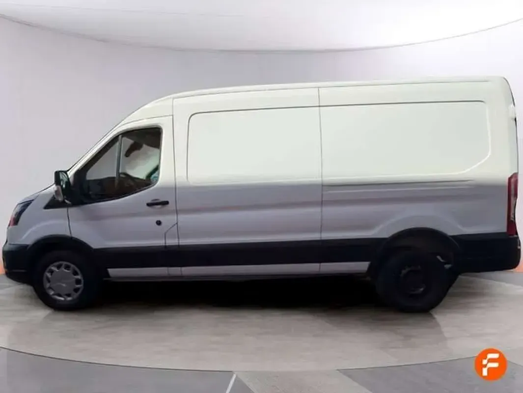 Usado Ford Transit Trend 131 CV (96 kW) 2023 Blanco Van