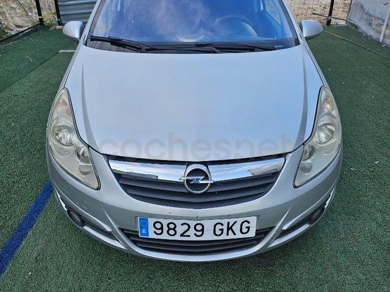 Usado Opel Corsa 90 CV (66 kW) 2008 Gris / plata Utilitario