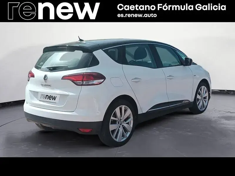 Usado Renault Scenic E-Tech Zen 160 CV (117 kW) 2018 Blanco Monovolumen