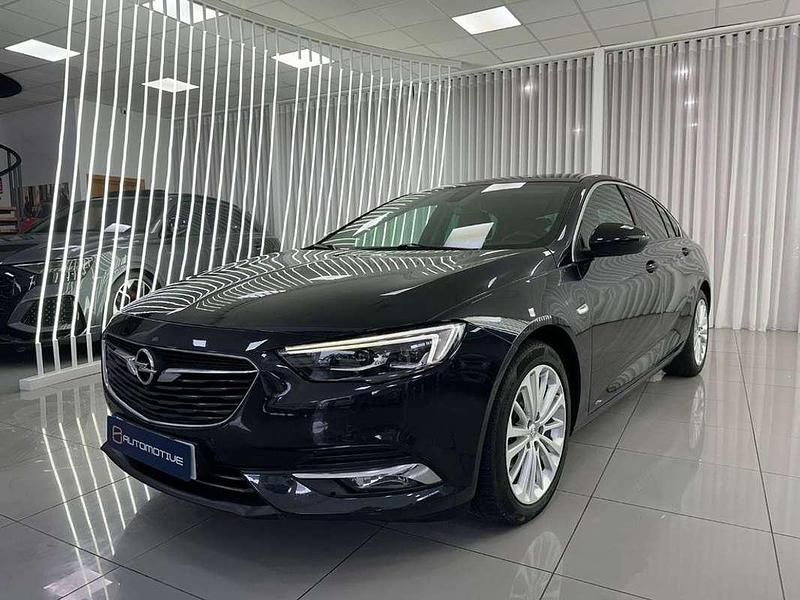 Usado Opel Insignia Innovation 136 CV (100 kW) 2020 Azul Familiar
