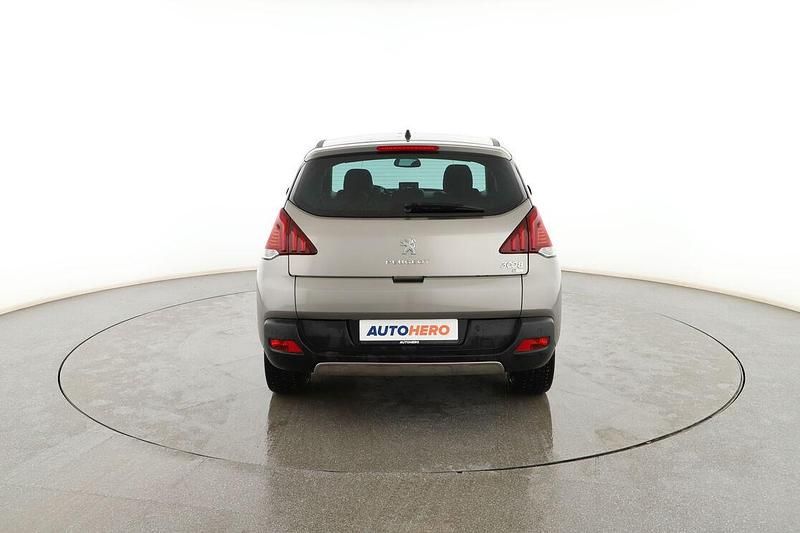 Usado Peugeot 3008 Allure 115 CV (84 kW) 2014 Gris Familiar