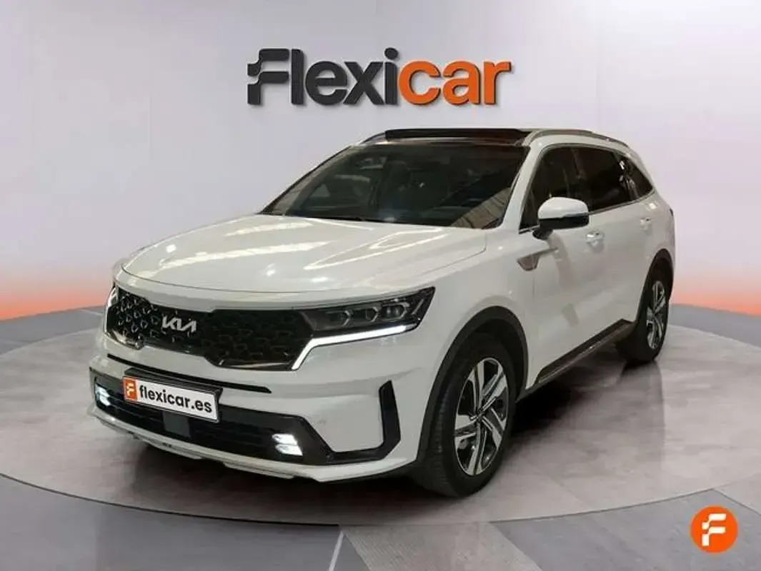 Usado Kia Sorento Advance 232 CV (170 kW) 2024 Blanco SUV