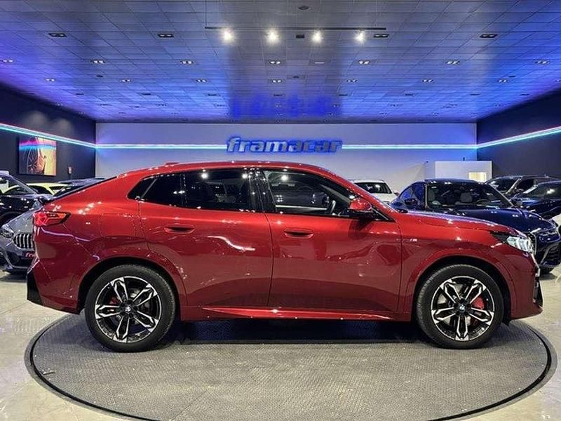 Usado BMW X2 Sport Line 163 CV (119 kW) 2025 Rojo SUV