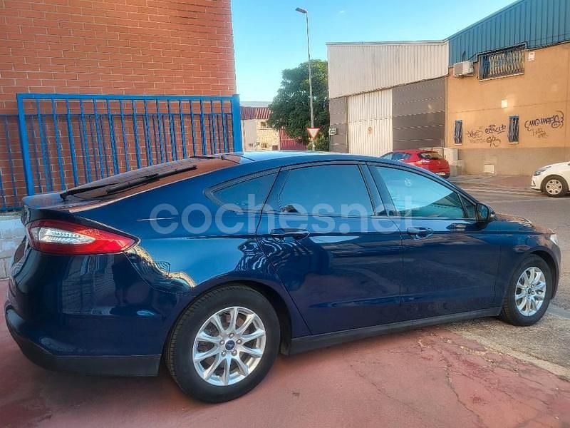 Azul Usado 2019 Ford Mondeo Business Edition Berlina | 14.999 € (Precio justo) - Imagen 1/4
