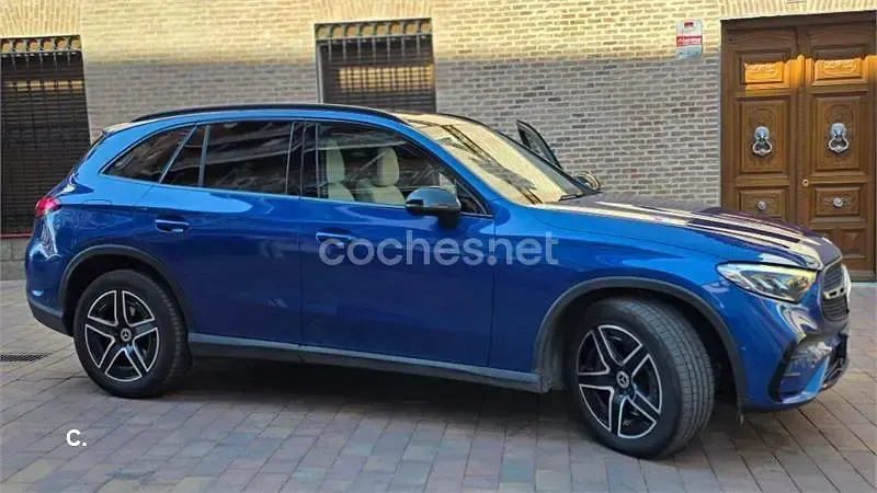 Usado Mercedes GLC220 197 CV (144 kW) 2023 Azul SUV
