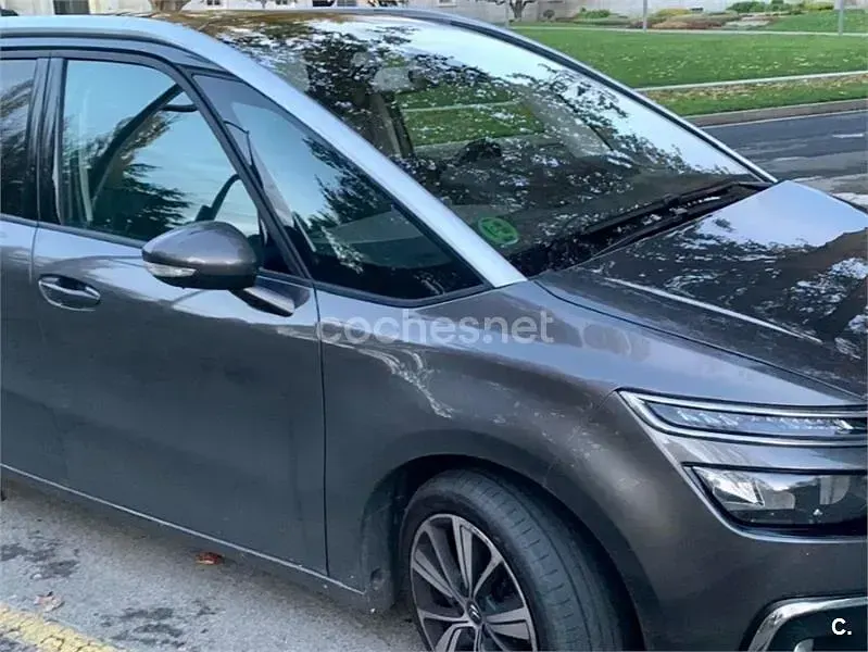 Usado Citroën C4 SpaceTourer Shine 150 CV (110 kW) 2018 Gris / plata Monovolumen
