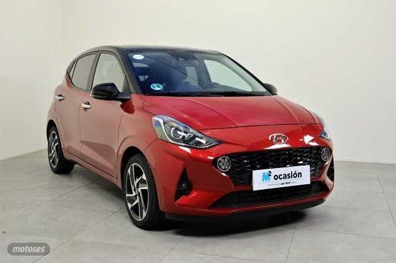 Usado Hyundai i10 84 CV (61 kW) 2021 Rojo Utilitario