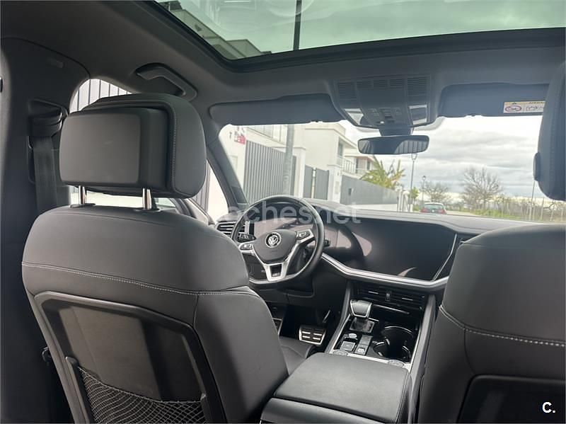 Usado VW Touareg R-line 286 CV (210 kW) 2020 Blanco SUV