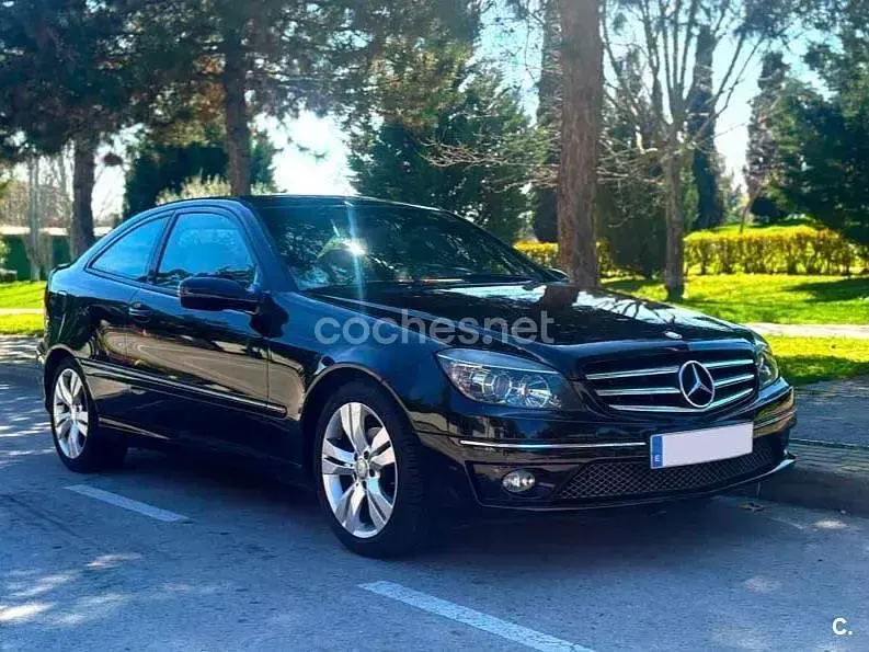 Usado Mercedes CLC220 Style 150 CV (110 kW) 2011 Negro Utilitario