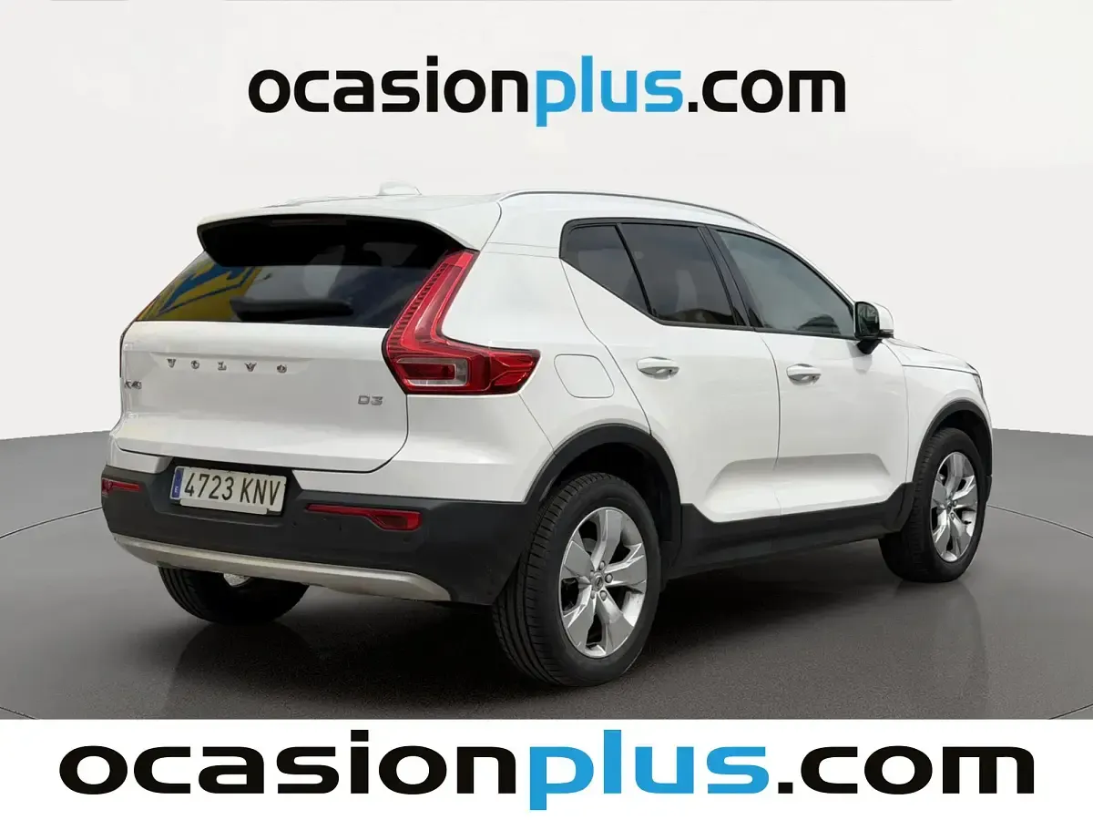 Usado Volvo XC40 Momentum 150 CV (110 kW) 2018 Blanco SUV
