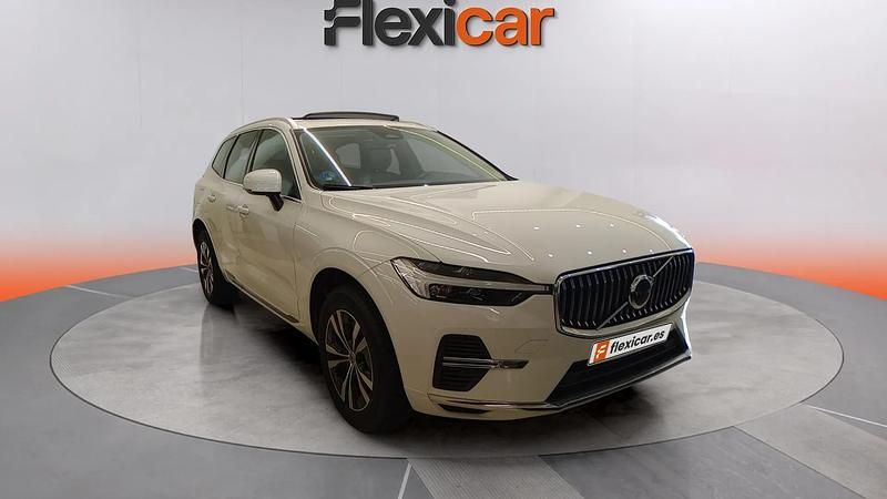 Usado Volvo XC60 Core 351 CV (258 kW) 2021 Blanco SUV