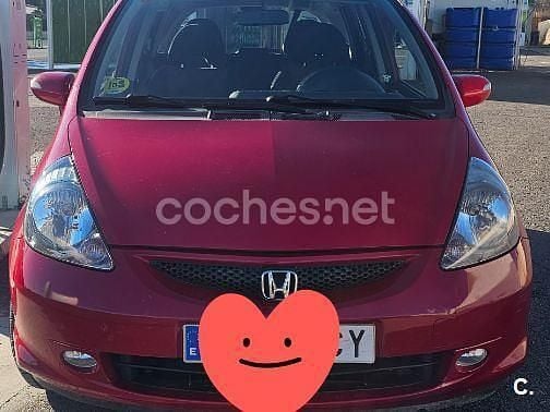 Rojo Usado 2004 Honda Jazz LS Utilitario | 3800 € - Imagen 1/4