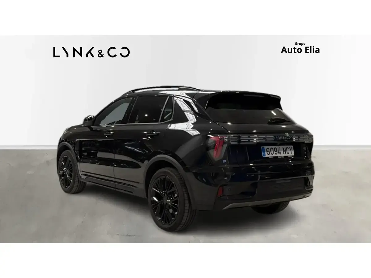 Usado Lynk & Co 01 276 CV (202 kW) 2025 Negro SUV