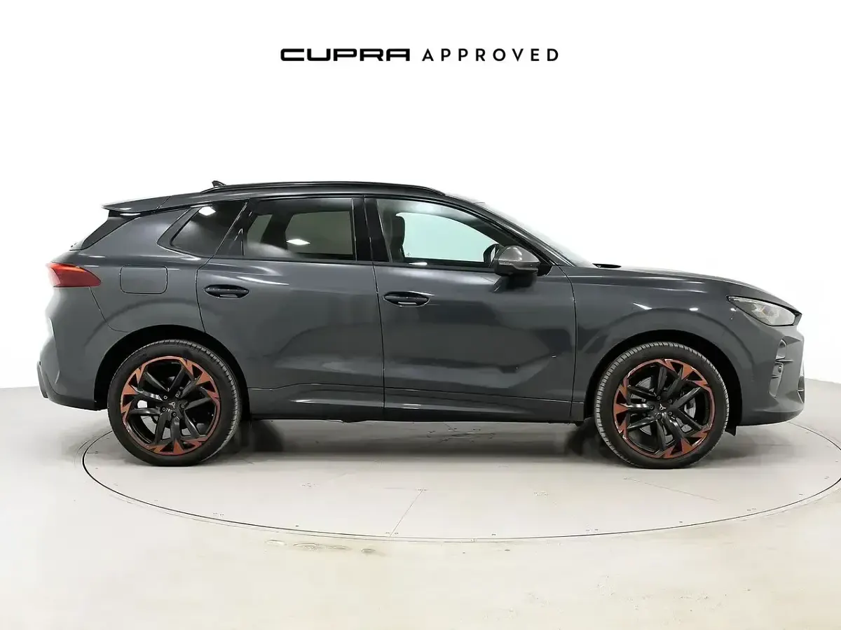 Usado Cupra Terramar 204 CV (150 kW) 2025 Gris SUV