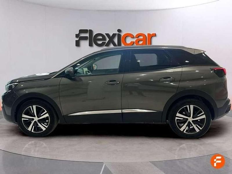 Usado Peugeot 3008 Allure 131 CV (96 kW) 2019 Marrón SUV