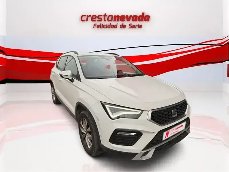 Usado Seat Ateca Style 150 CV (110 kW) 2022 Blanco SUV