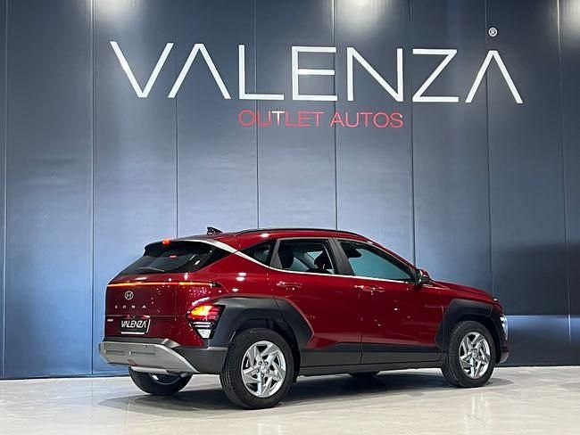 Usado Hyundai Kona 120 CV (88 kW) 2024 Rojo SUV