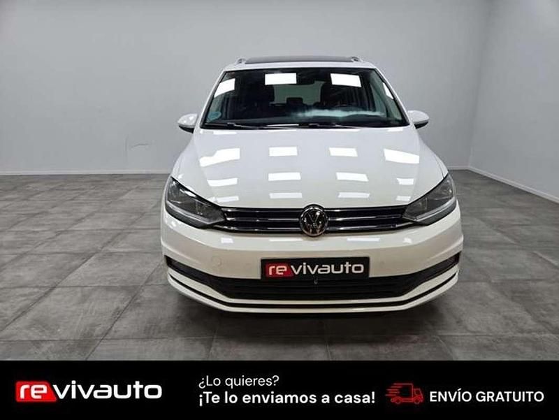 Usado VW Touran Advance 116 CV (85 kW) 2019 Blanco Monovolumen