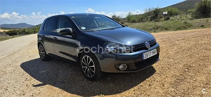 Usado VW Golf VII Advance 105 CV (77 kW) 2012 Azul Berlina