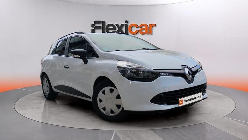 Begagnad Renault Clio IV Authentique 75 HK (55 kW) 2015 Sedan
