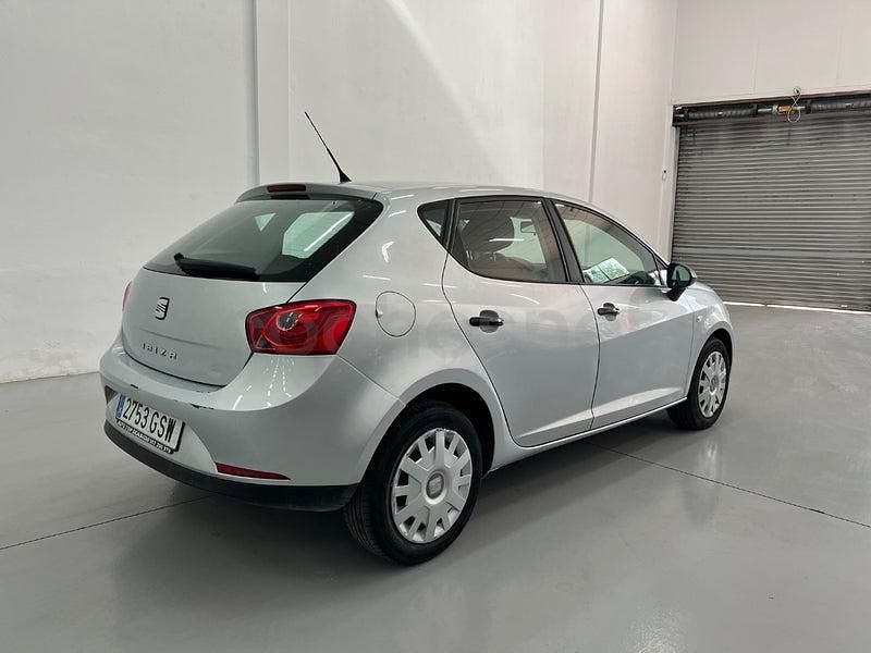 Usado Seat Ibiza Reference 70 HP (51 kW) 2010 Cinzento Sedan