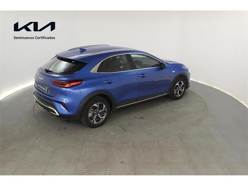 Usado Kia XCeed 100 CV (73 kW) 2025 Azul SUV