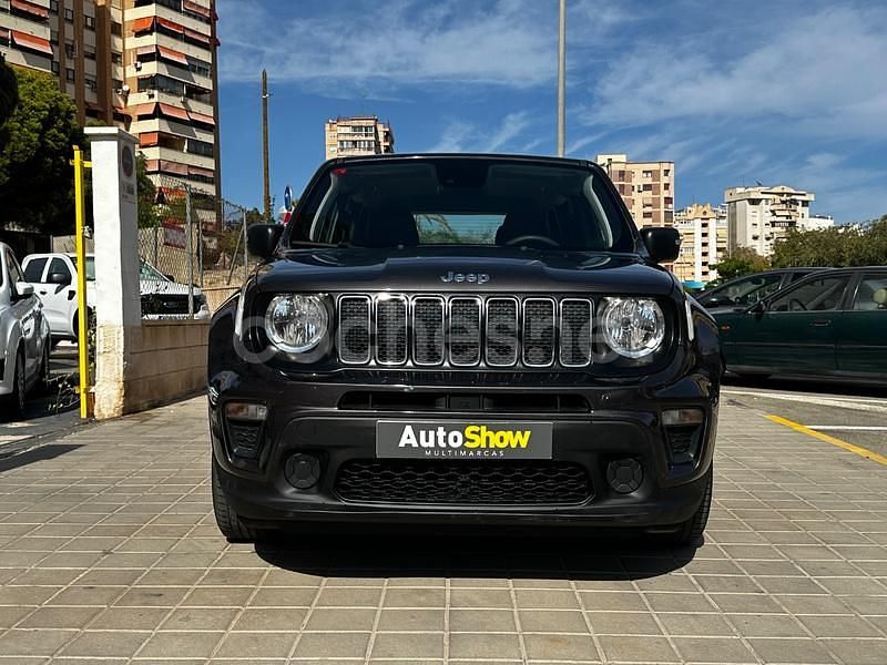 Usado Jeep Renegade Sport 120 CV (88 kW) 2020 Gris / plata SUV
