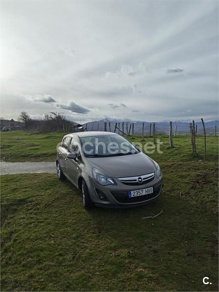 Usado Opel Corsa Selective 100 CV (73 kW) 2014 Beige Utilitario