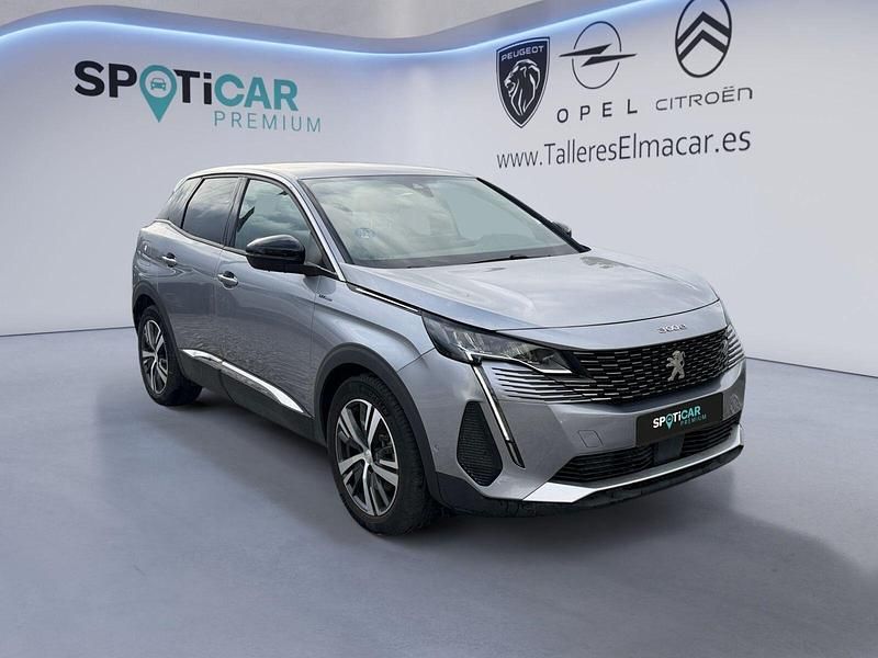 Usado Peugeot 3008 Allure 225 CV (165 kW) 2023 Gris / plata SUV