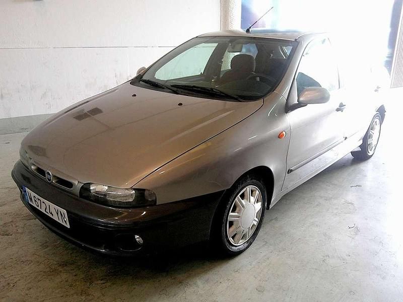Plateado Usado 1999 Fiat Brava S Utilitario | 1430 € - Imagen 1/4