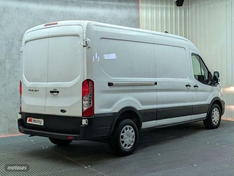 Usado Ford Transit Trend 130 CV (95 kW) 2022 Blanco Van