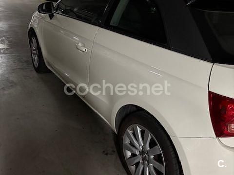 Usado Audi A1 Attraction 86 CV (63 kW) 2012 Blanco Utilitario