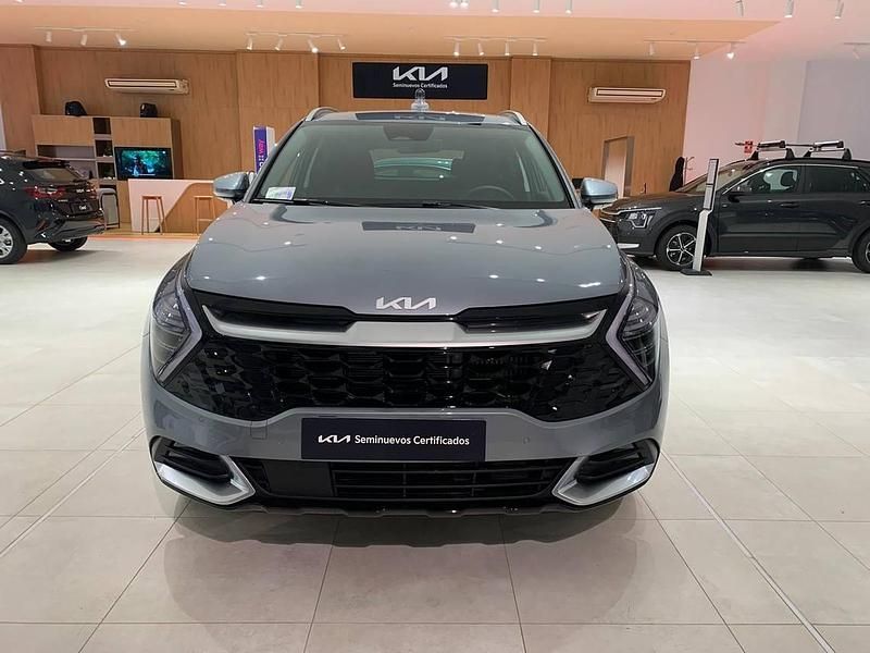 Usado Kia Sportage 230 CV (169 kW) 2023 Plateado SUV