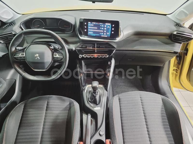 Usado Peugeot 208 Active 102 CV (75 kW) 2020 Amarillo Utilitario