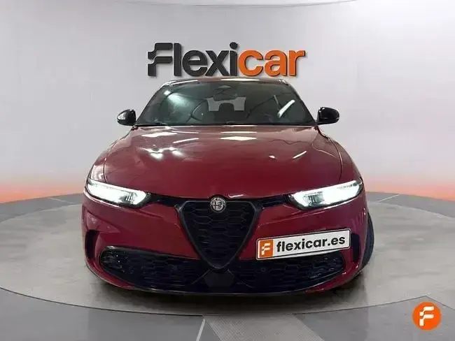 Usado Alfa Romeo Tonale Sprint 130 CV (95 kW) 2023 Rojo SUV
