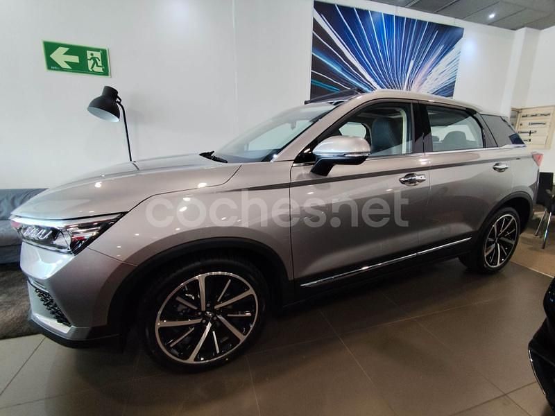Gris / plata Nuevo 2025 Bestune T77 SUV | 25.990 € (Precio justo) - Imagen 1/4