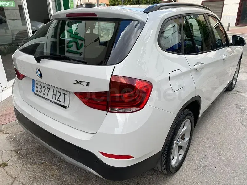 Usado BMW X1 116 CV (85 kW) 2014 Blanco SUV