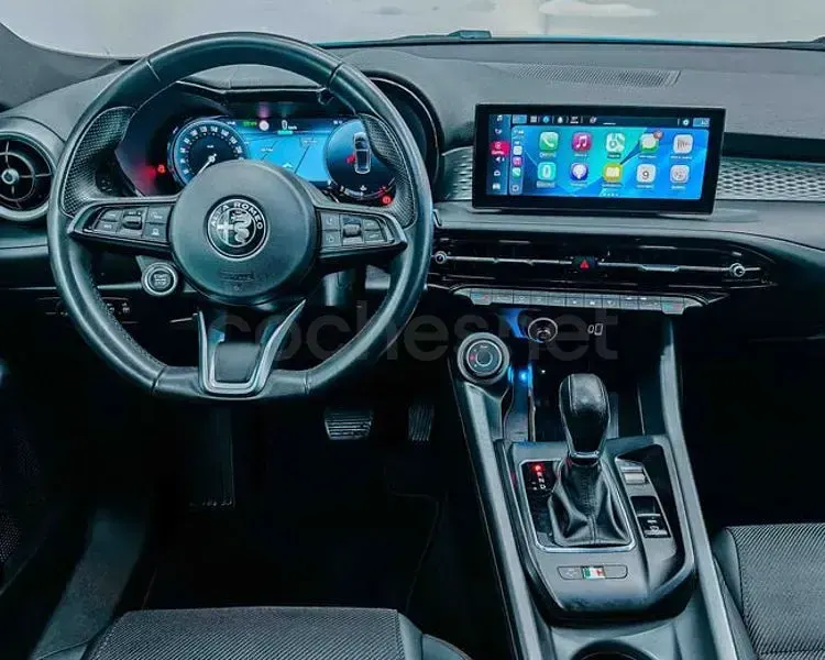 Usado Alfa Romeo Tonale Sprint 130 CV (95 kW) 2022 Azul SUV