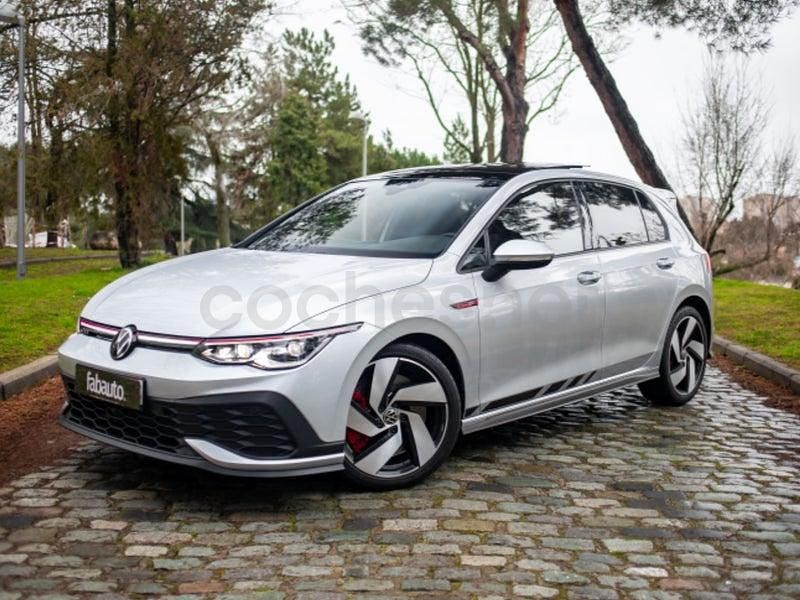 Usado VW Golf VIII GTI Clubsport 301 CV (221 kW) 2022 Gris / plata Berlina